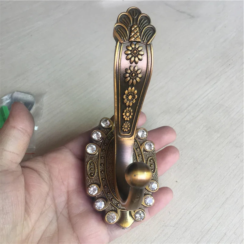 Ganchos retrô europeus antigos para roupão, gancho para roupas de parede, gancho para casaco, gancho para flores, acessórios para banheiro, bronze, 1 peça